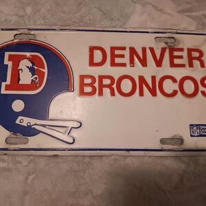 Vintage NFL Denver Broncos Official Licensed Collectible License Plate Man Cave